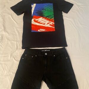 Summer outfit 
S Black top & bottom 
In good condition 
Selling together